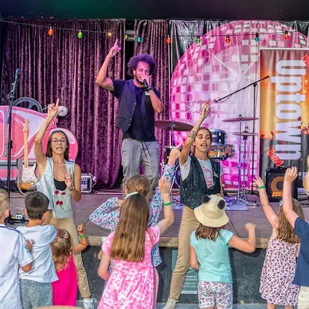 公寓式酒店 Vell Mari & 4*