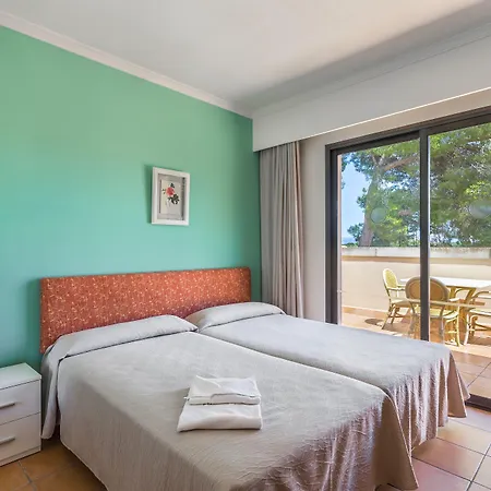 Lägenhetshotell Vell Mari & 4*