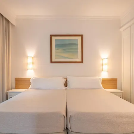 Vell Mari & Apartmanhotel 4*