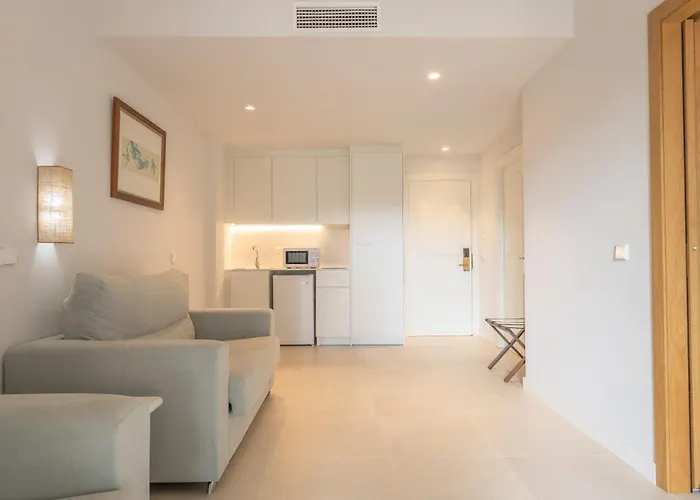 Vell Mari & 4* Can Picafort