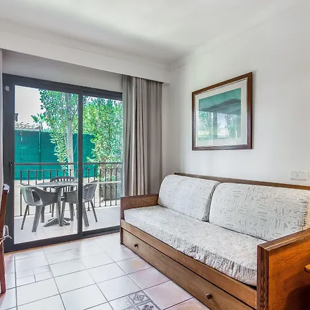 Vell Mari & מלון דירות