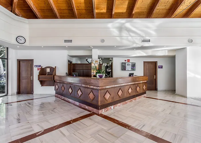 Vell Mari & Aparthotel