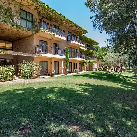 Vell Mari & Lejlighedshotel 4*